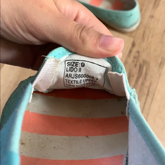 Turquoise Roxy Shoes - Picture 4 of 6